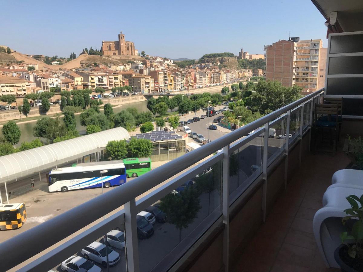 Apartamento Recien Reformado Con Vistas Al Rio Balaguer Exteriör bild
